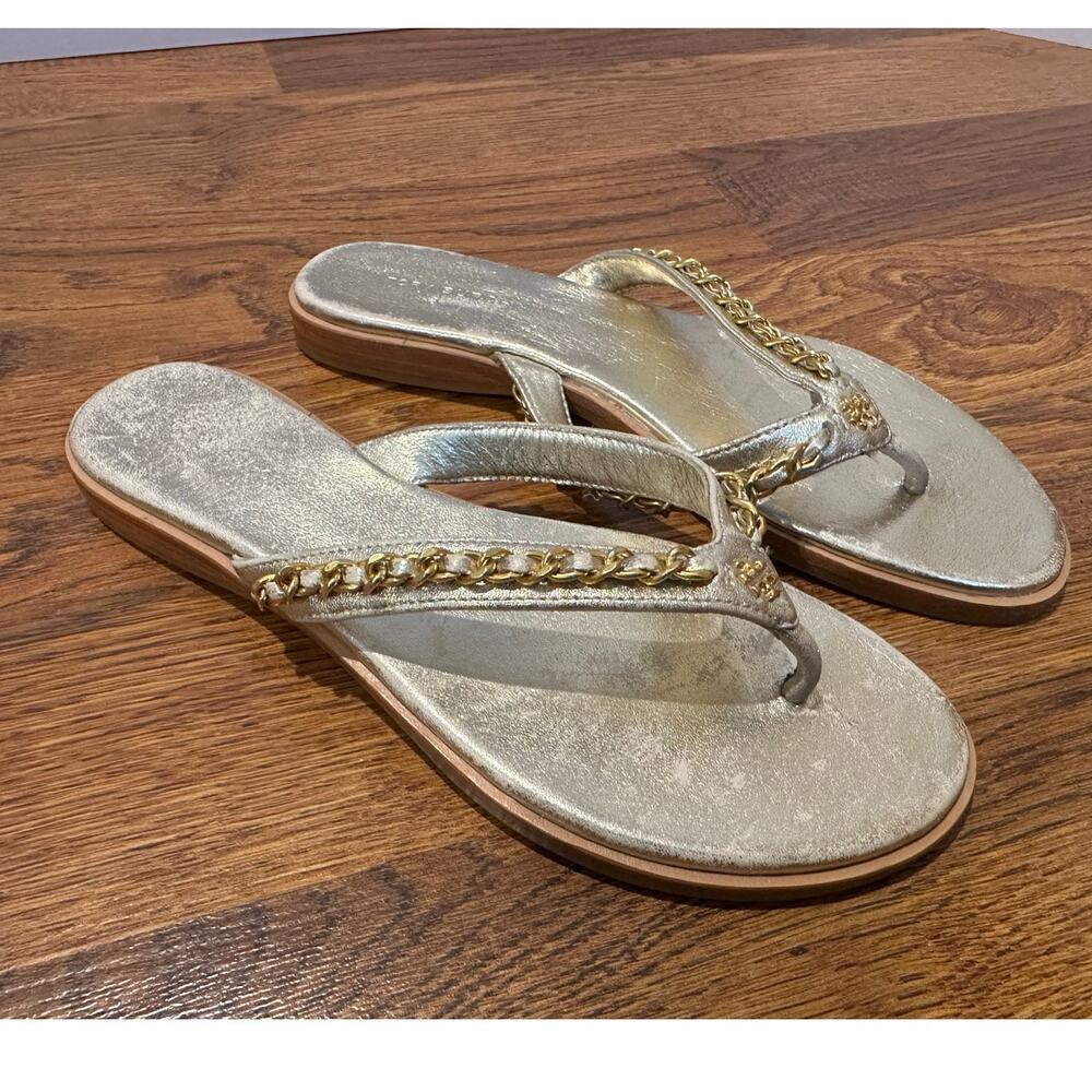Tory Burch Everly Chain Thong Flat Sandals Gold Size 6.5M Designer Chic Summer